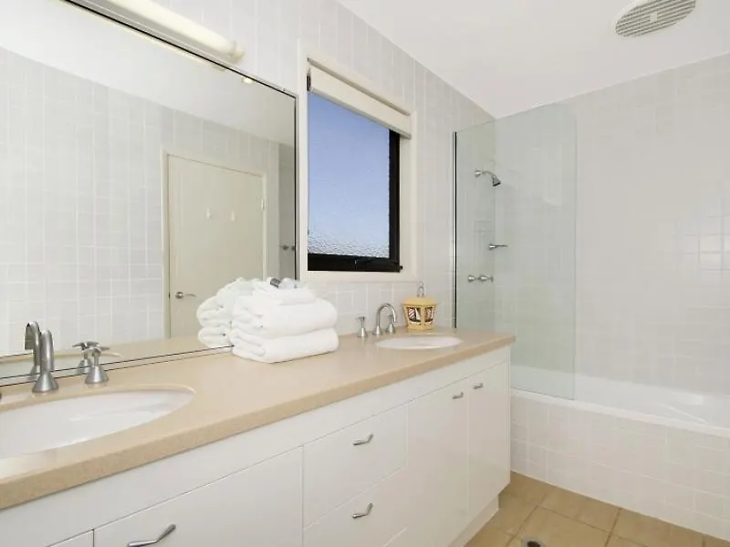 Azure Villas Noosaville
